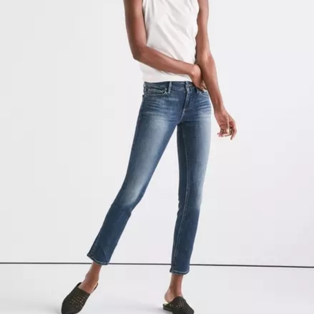 2/26r Lucky Brand Lolita skinny jeans